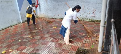 Cleaning-drive-by-Psychiatric-Nursing-Students 1